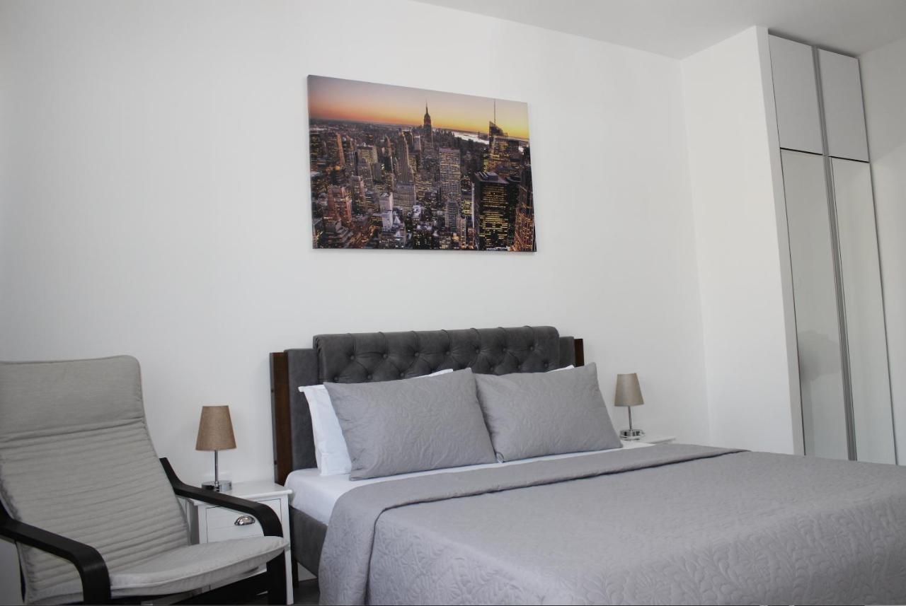 Luxury City Center Apartment - Bucharest Railways Station Eksteriør billede